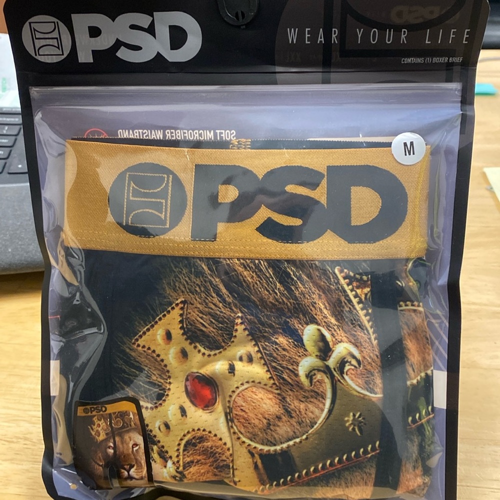 PSD brand new size medium. Style jungle king.